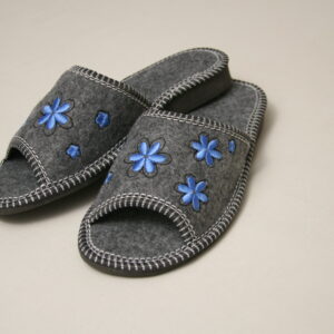 Kapcie ciapy góralskie niebieskie kwiaty